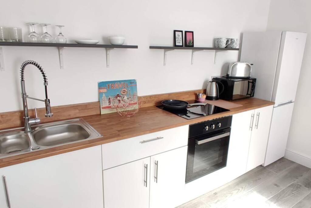 Brand New Designer Apartments In Liverpool - Newsham Park L6 Exterior foto